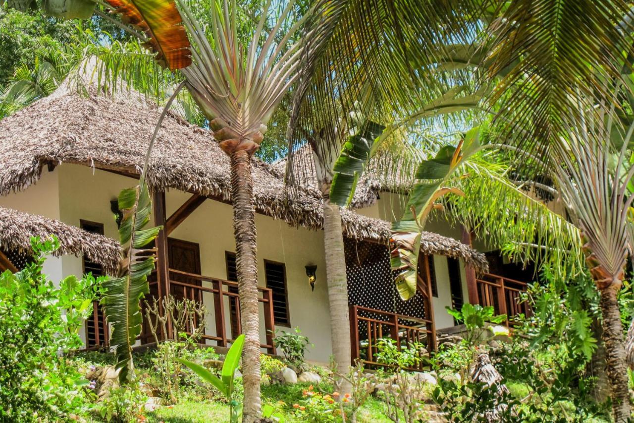 Sakatia Lodge Ampasimena Bagian luar foto